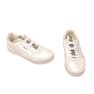 Puma Woman's White and‎ Black Sneakers Tennis Shoes, Size 8.5. Preowned.